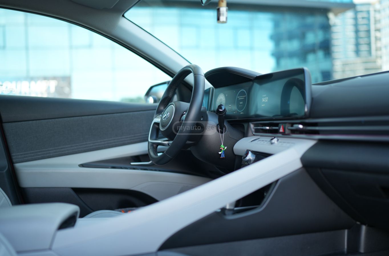 Hyundai Elantra - фото 2