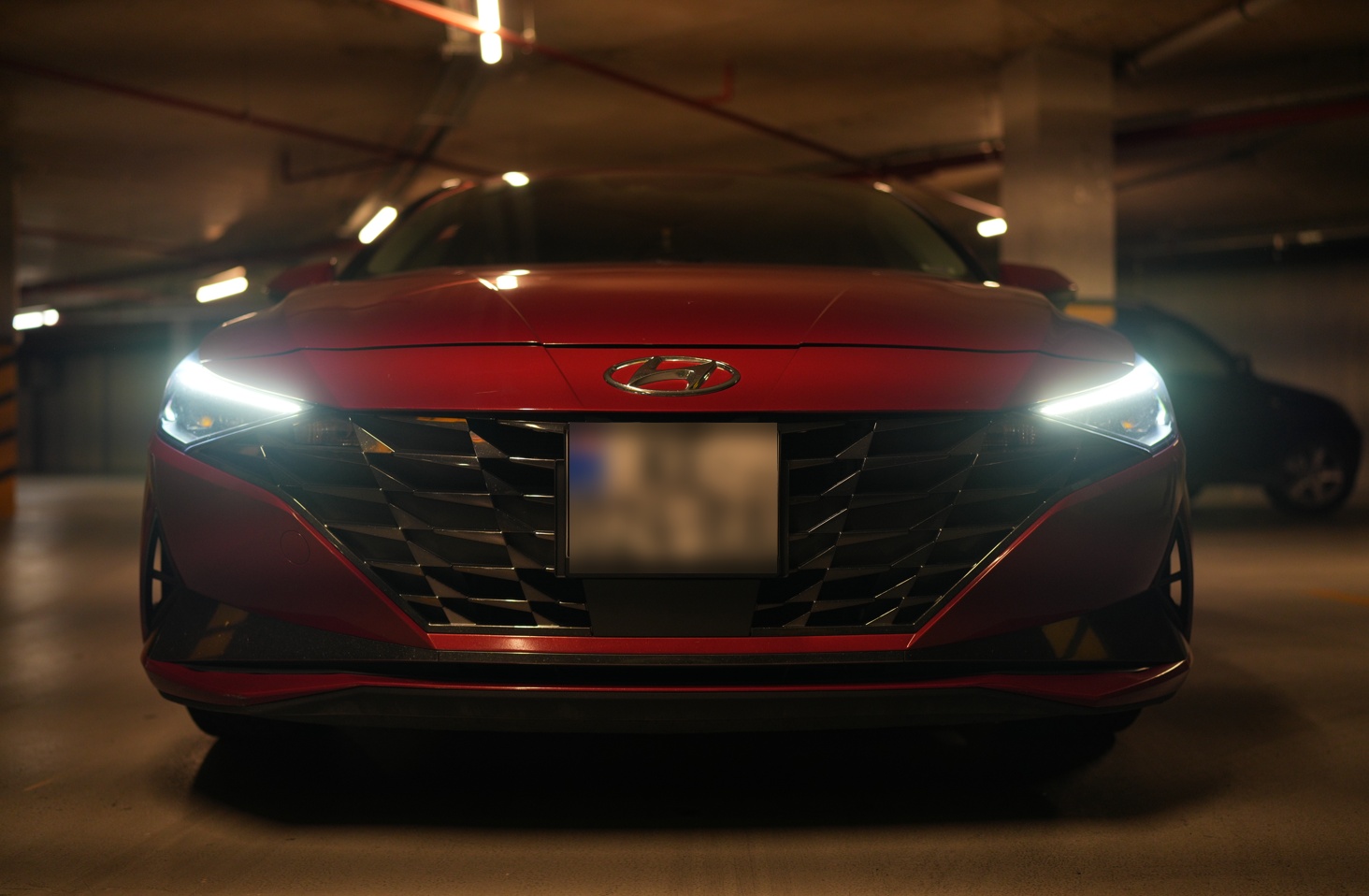 Hyundai Elantra - фото 4