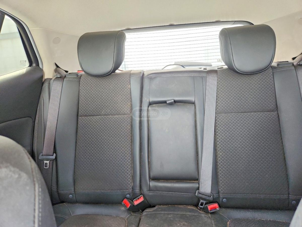 Buick Encore - фото 10