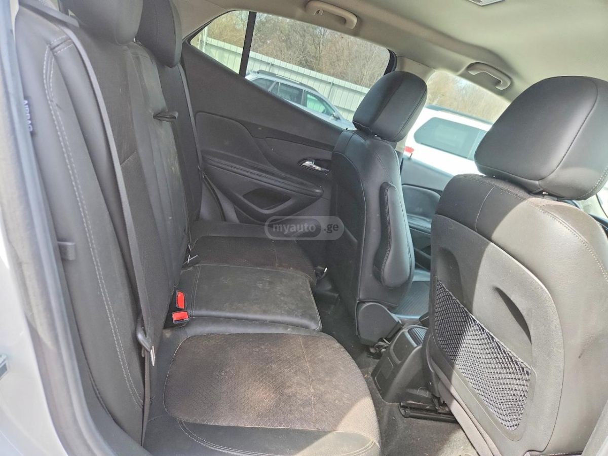 Buick Encore - фото 11