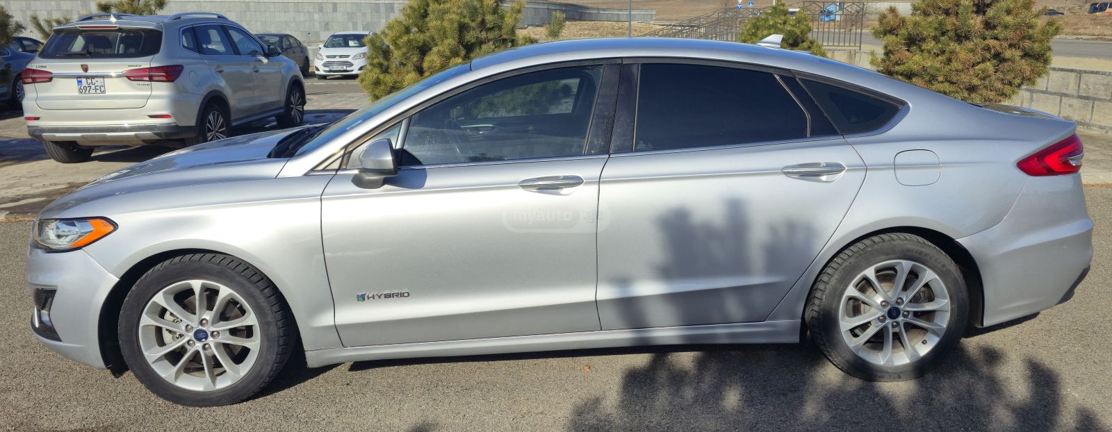 Ford Fusion - фото 7