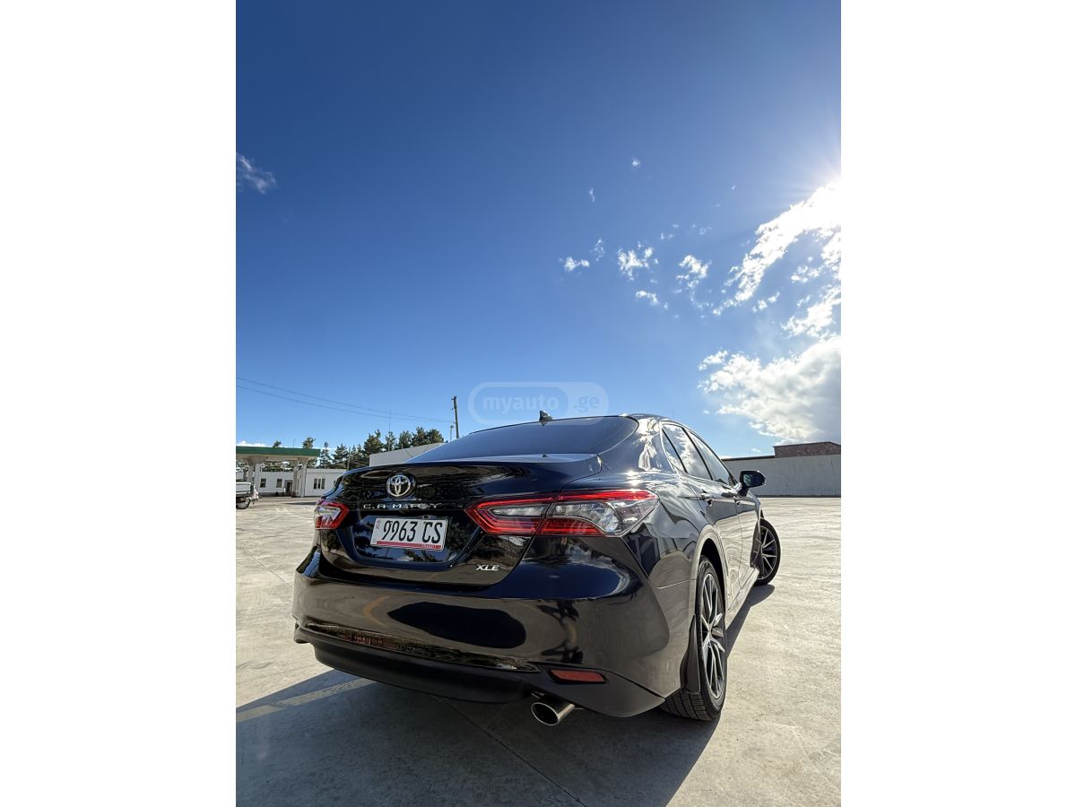 Toyota Camry - фото 10