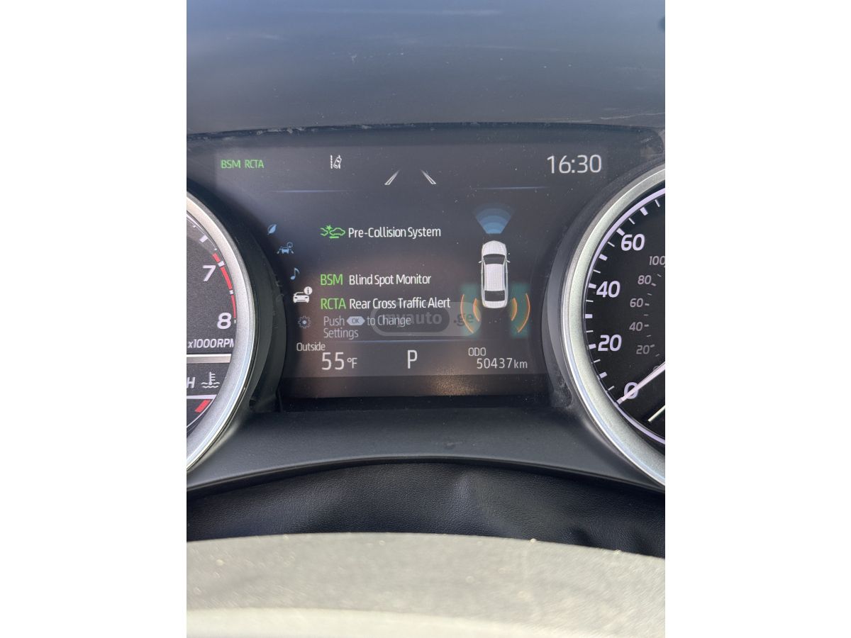 Toyota Camry - фото 5