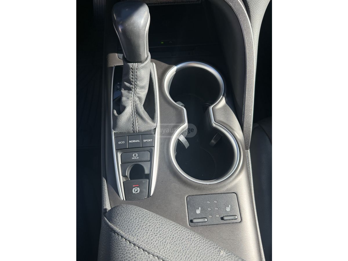 Toyota Camry - фото 8