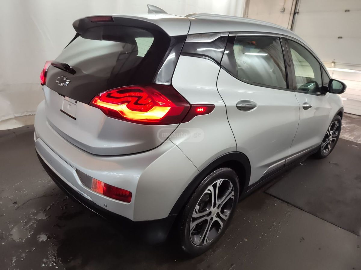 Chevrolet Bolt EV - фото 4