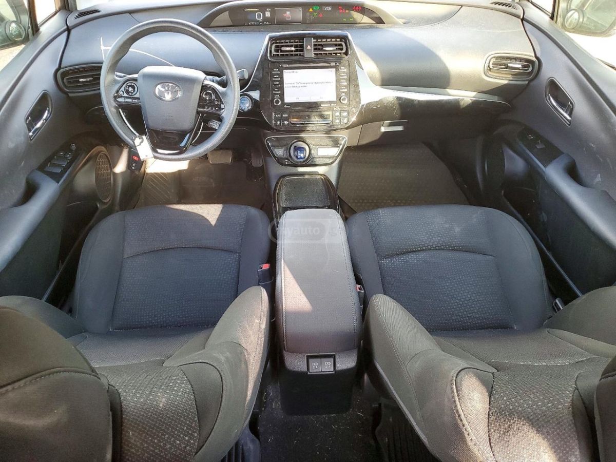 Toyota Prius - фото 8