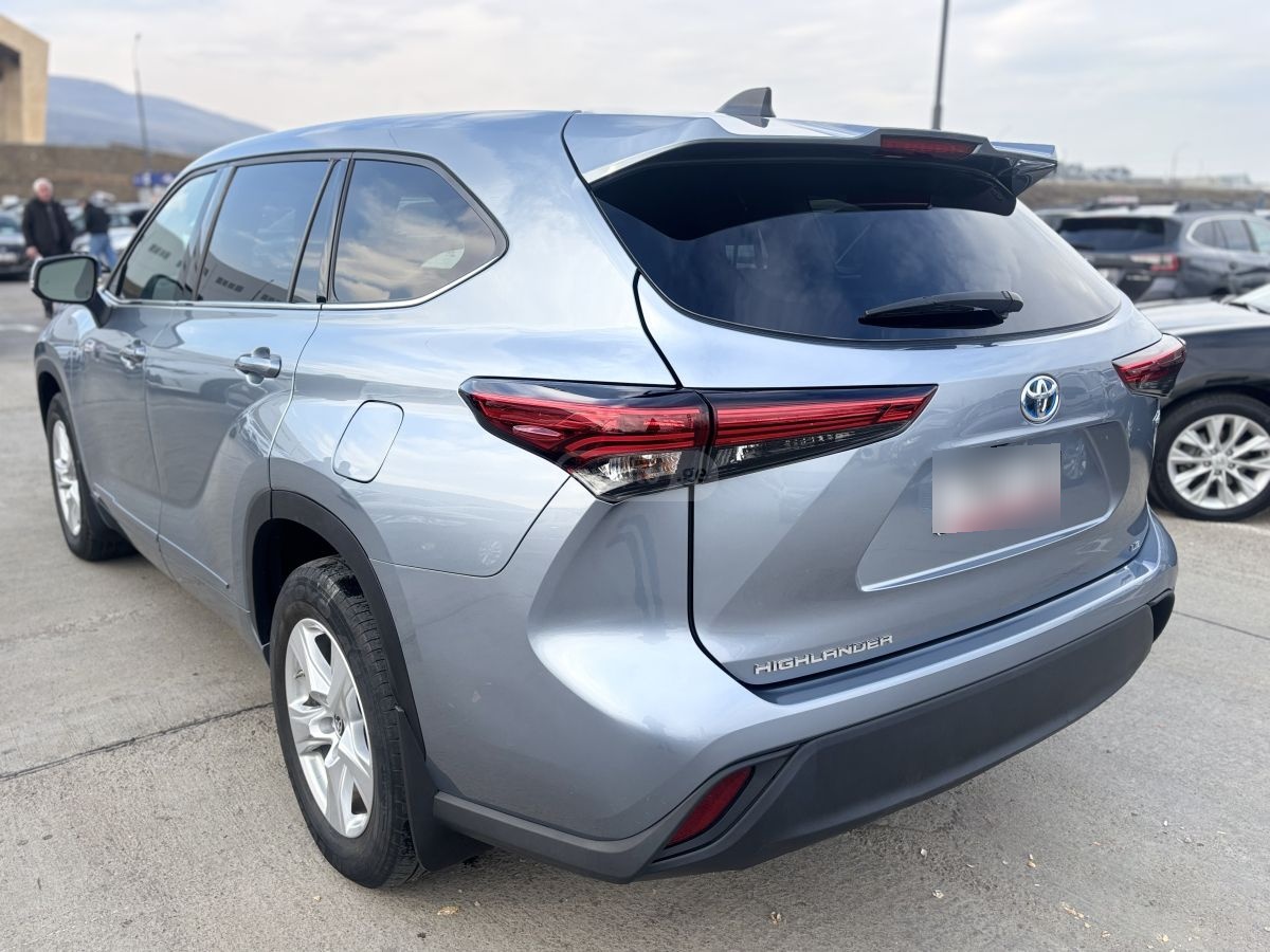 Toyota Highlander - фото 6