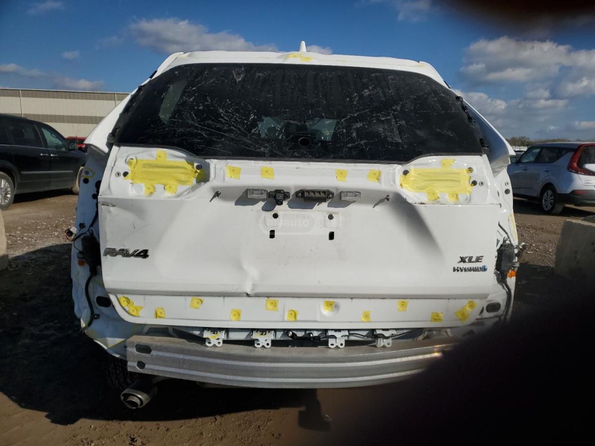 Toyota XLE 4dr All Wheel Drive Automa — миниатюра 6