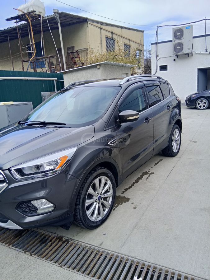 Ford Escape - фото 14