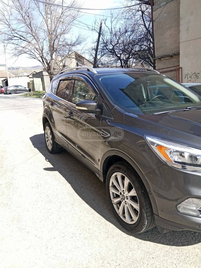 Ford Escape - фото 9