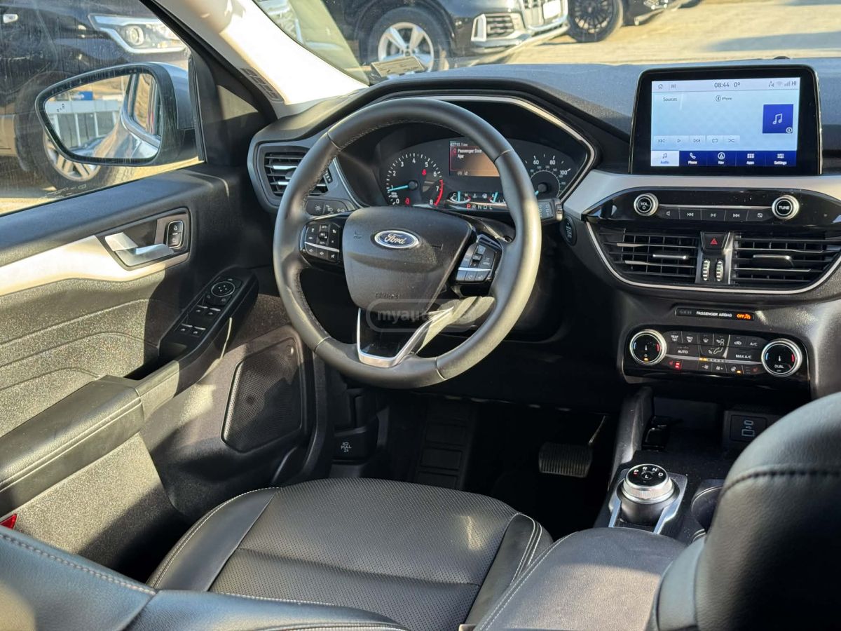 Ford Escape - фото 12