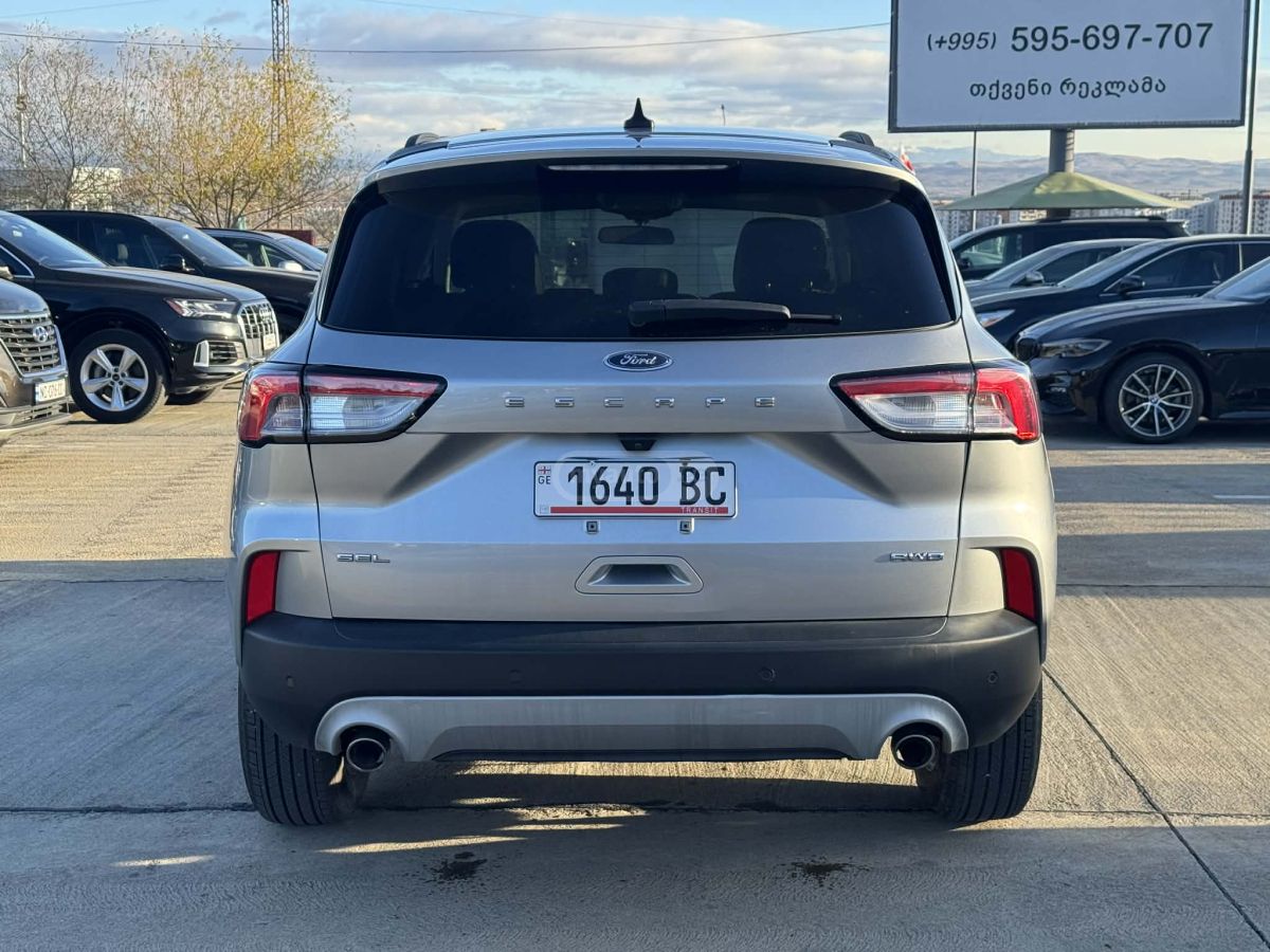 Ford Escape - фото 6