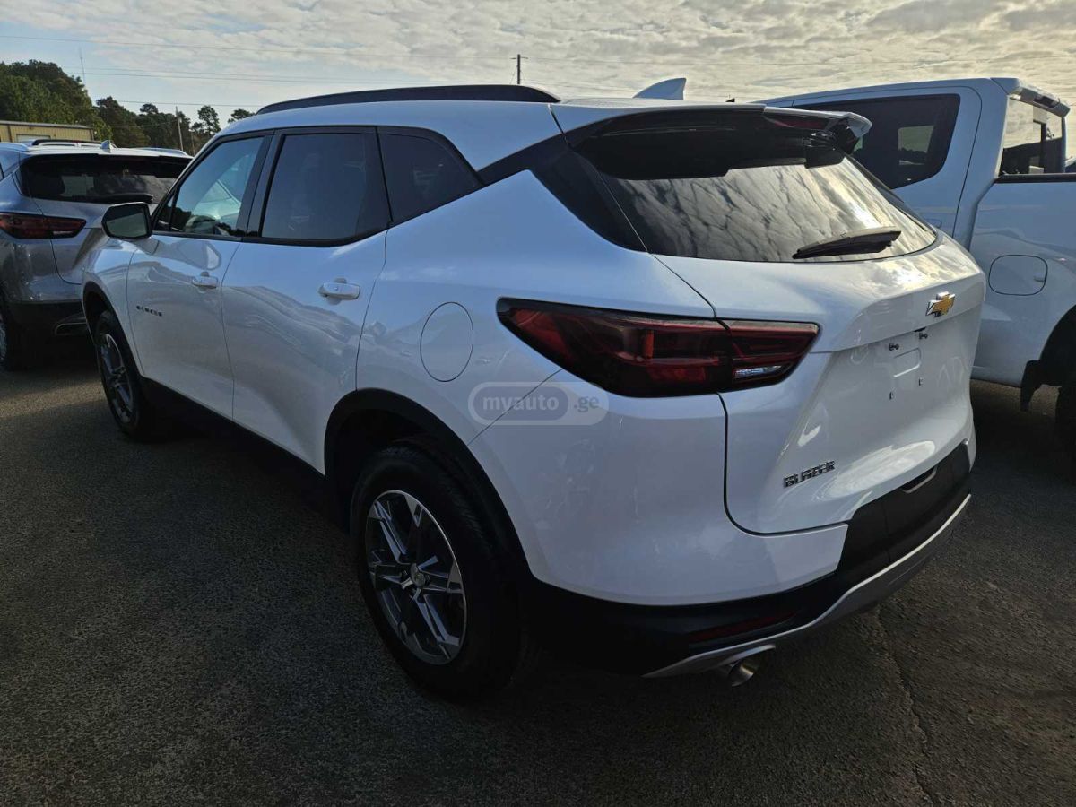 Chevrolet Blazer - фото 3