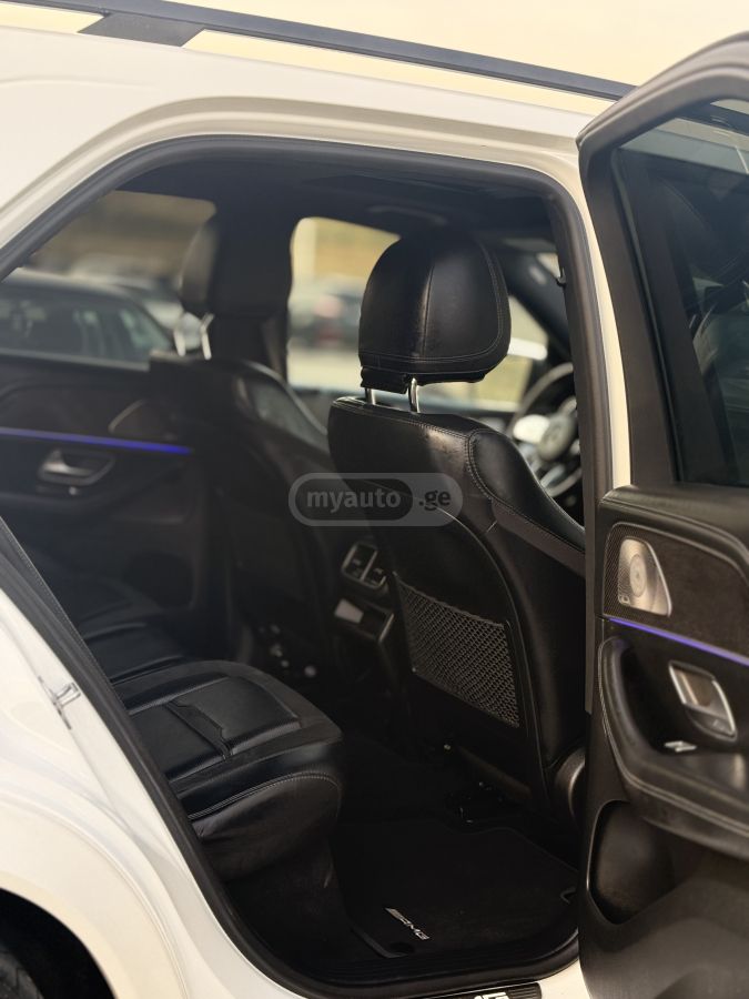 Mercedes-Benz GLE 53 - фото 11