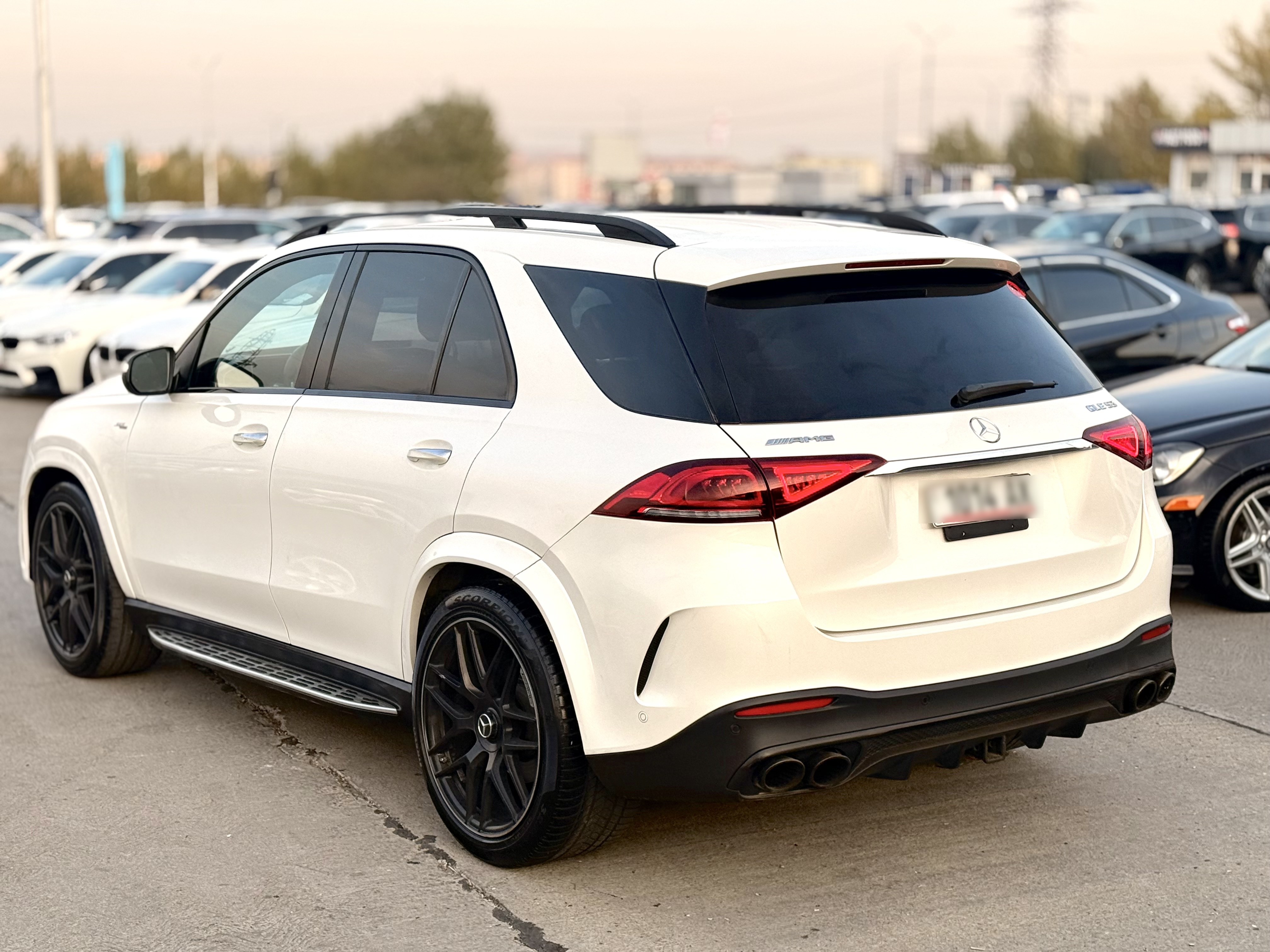 Mercedes-Benz GLE 53 - фото 7