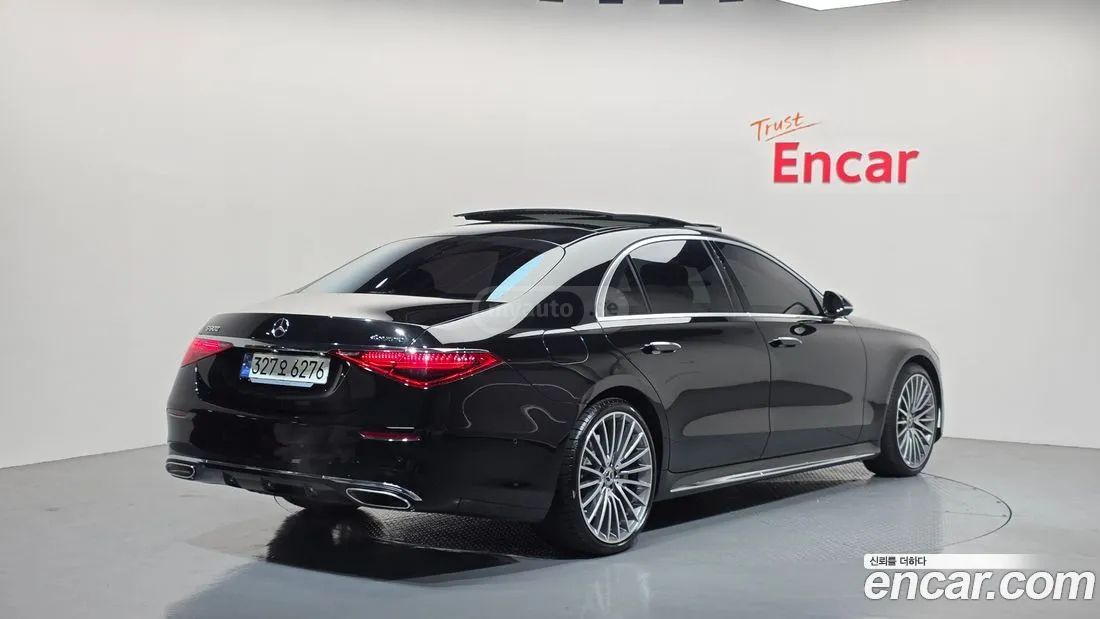 Mercedes-Benz 600 2023 — миниатюра 2