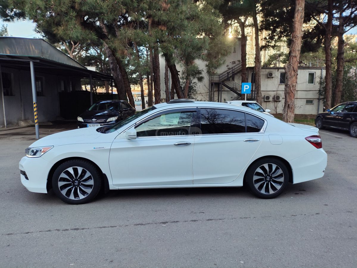 Honda Accord - фото 3