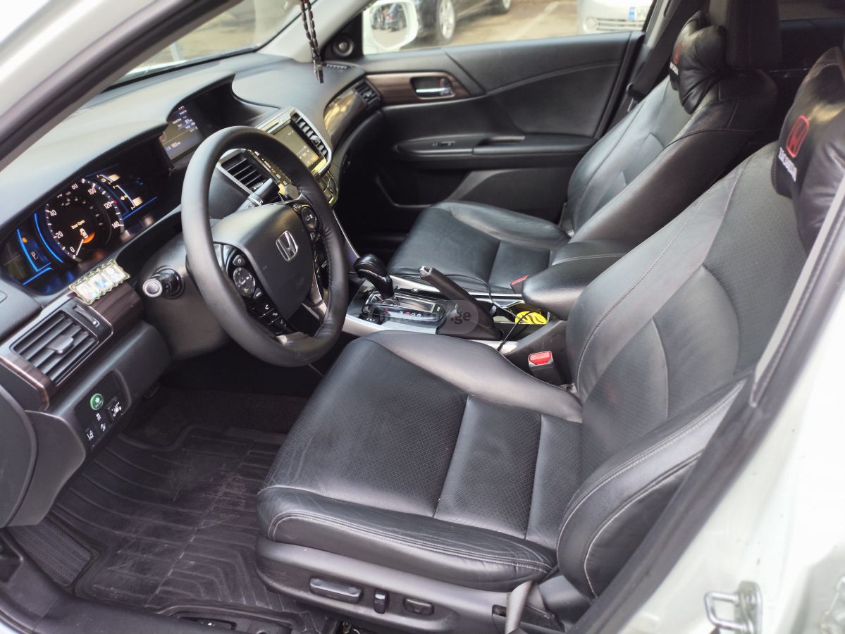 Honda Accord - фото 6