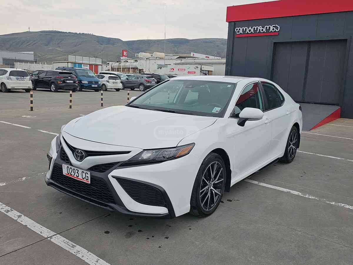 Toyota Toyota Camry — миниатюра 1