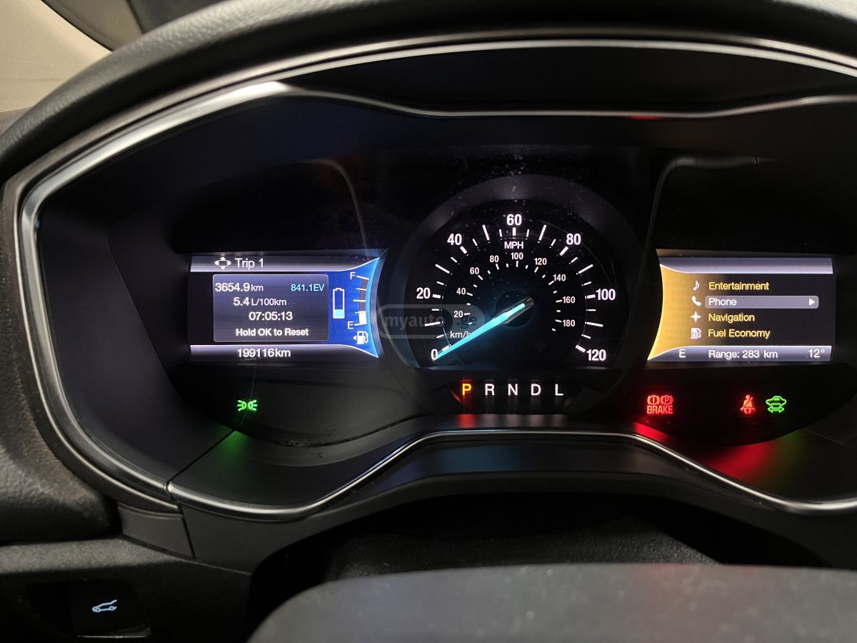 Ford Fusion - фото 11