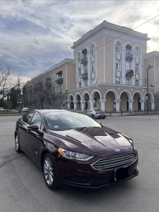 Ford Fusion - фото 2