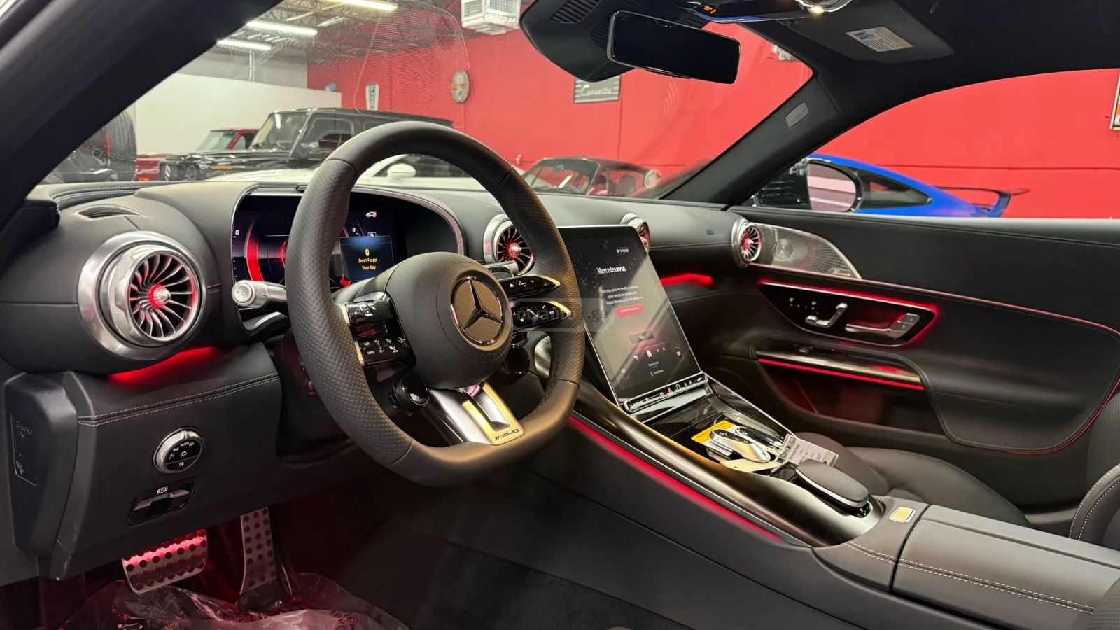 Mercedes-Benz AMG GT 63 - фото 6