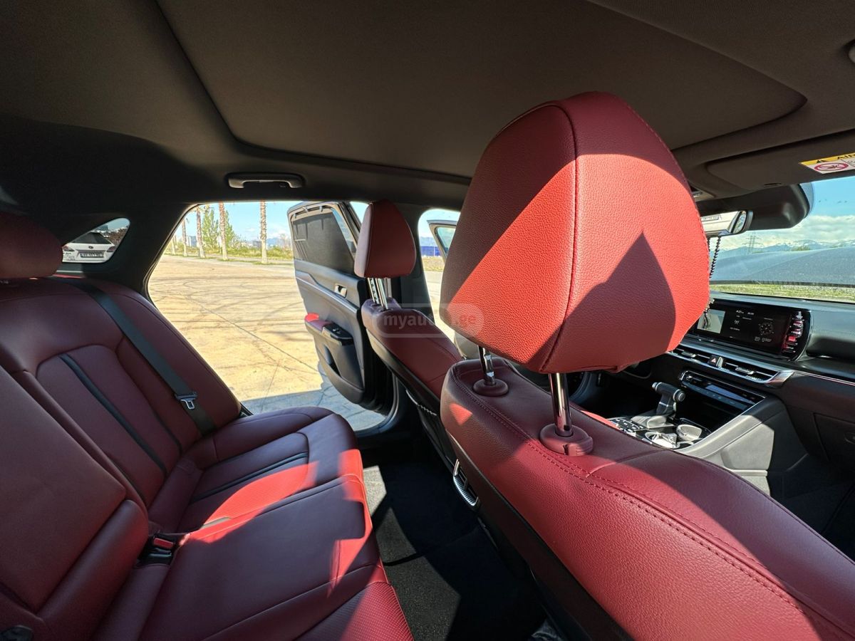 Kia K5 - фото 7