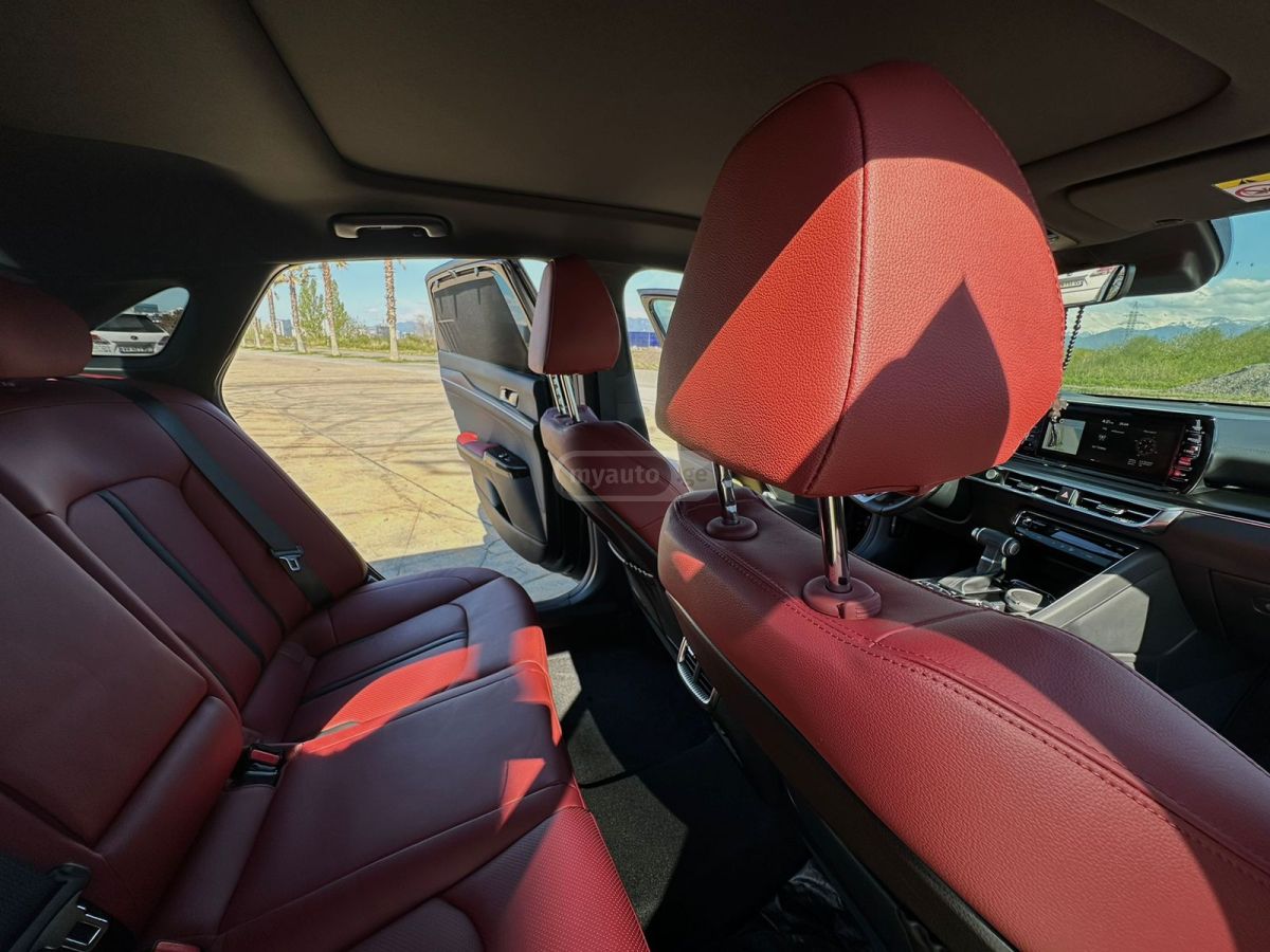 Kia K5 - фото 9
