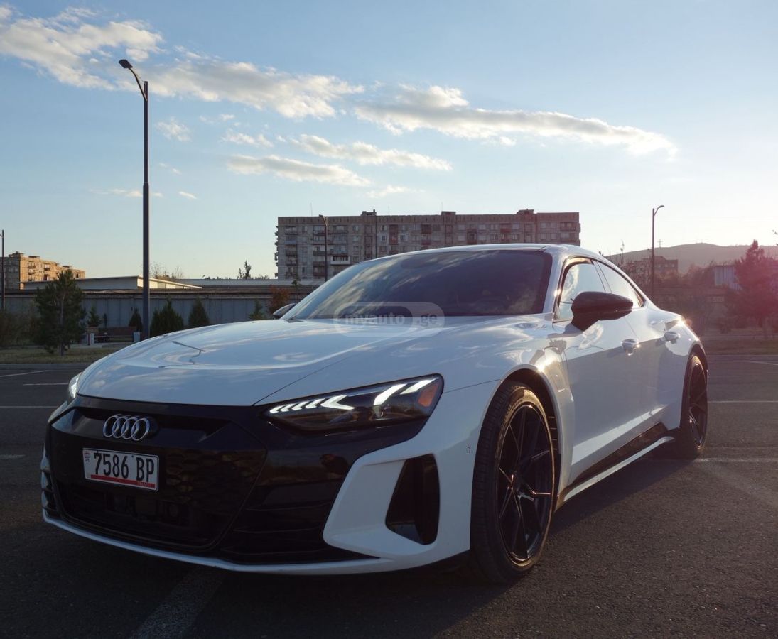 Audi prestige — миниатюра 1