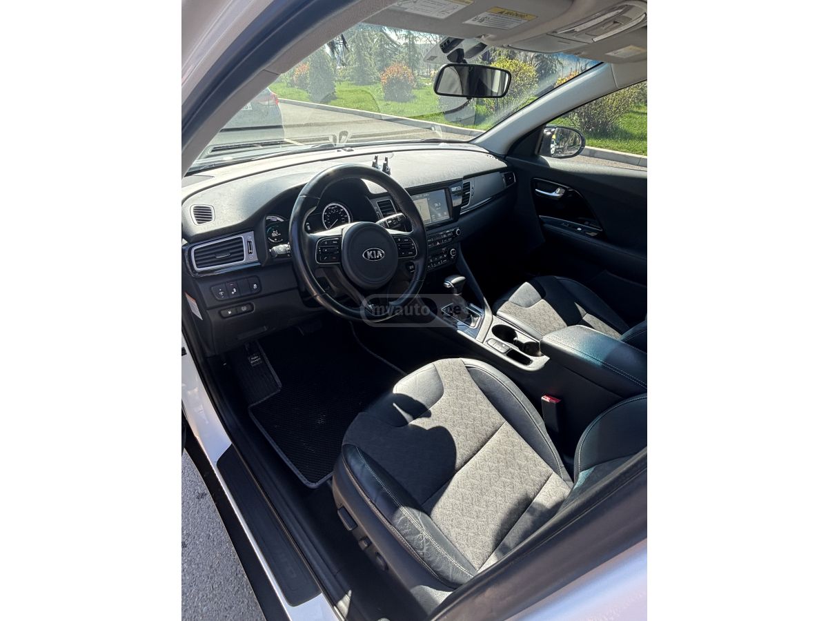Kia Niro - фото 9