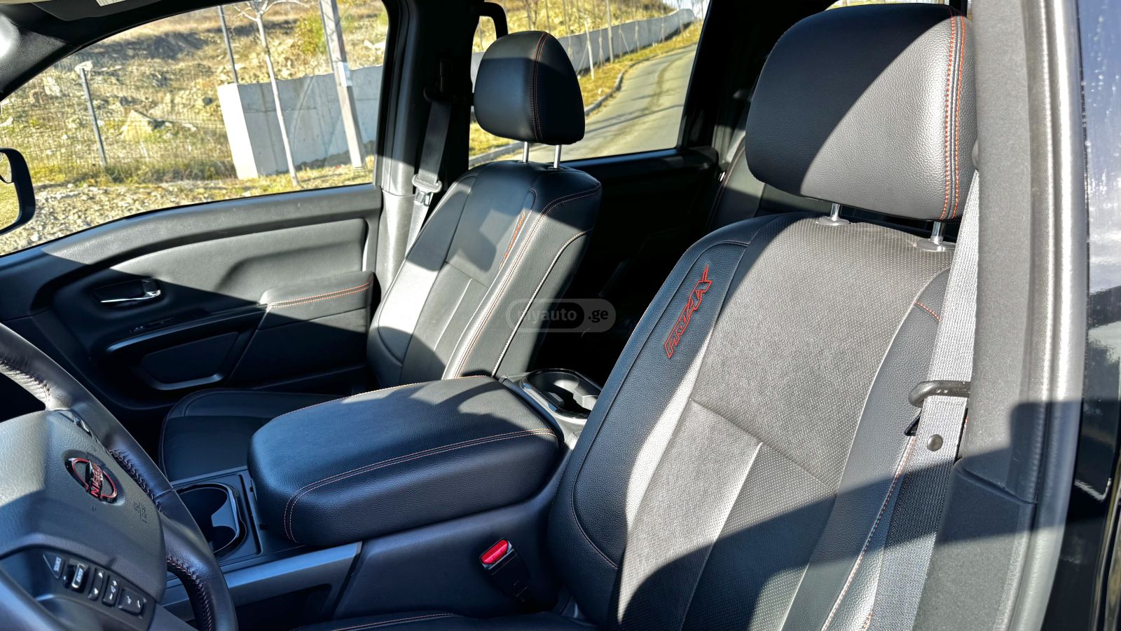 Nissan Pro 4X — миниатюра 10