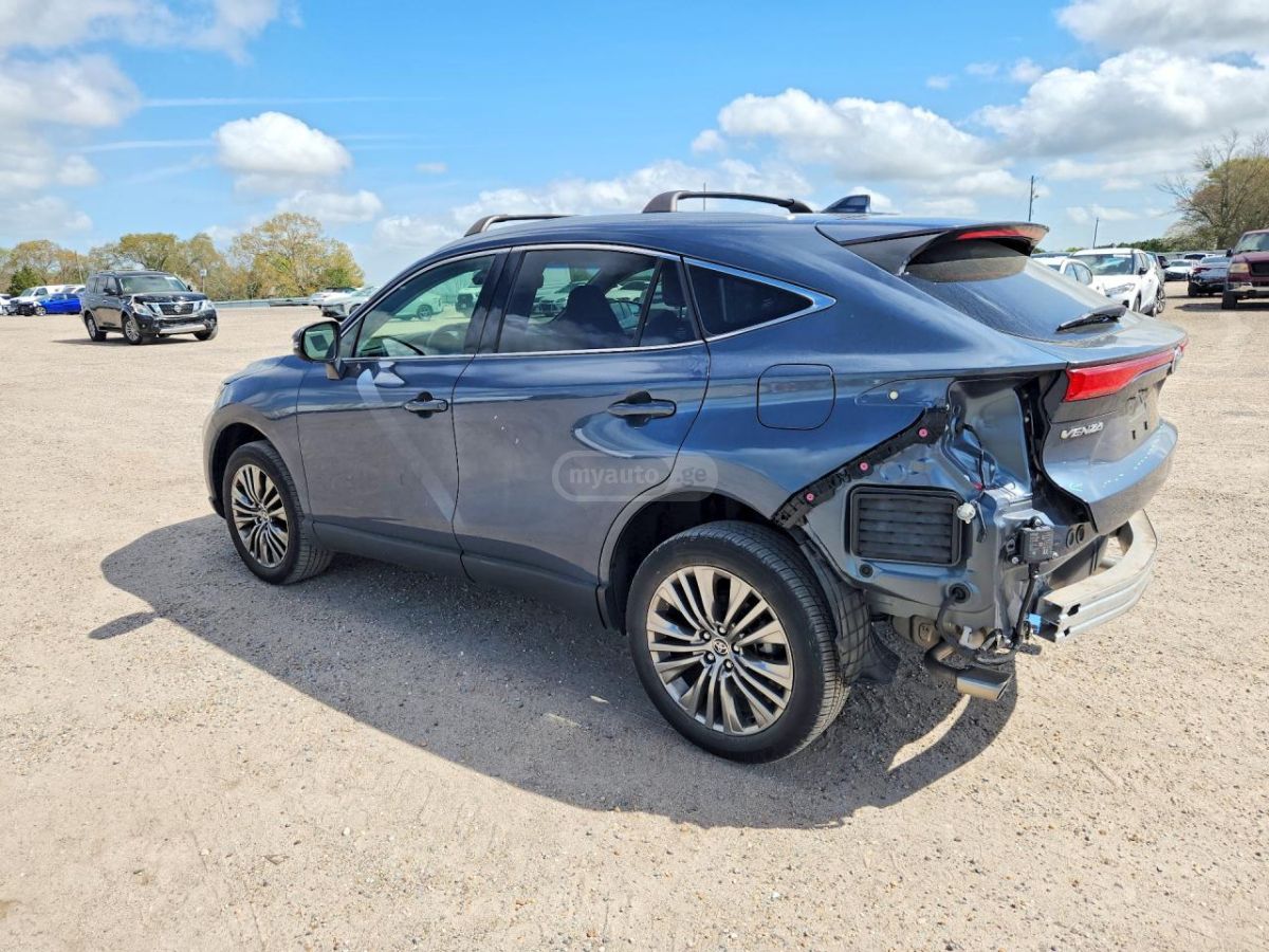 Toyota Venza - фото 4