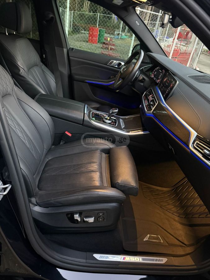 BMW X5 - фото 8