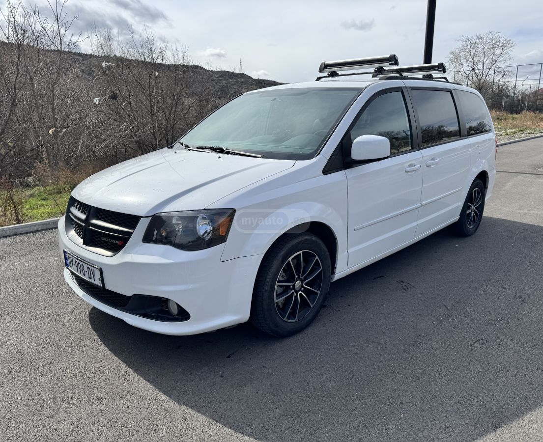 Dodge Caravan - фото 1
