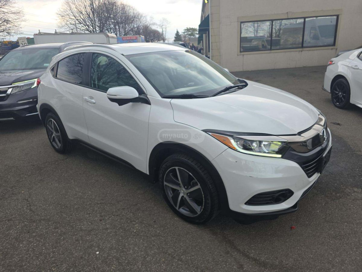 Honda HR-V - фото 1