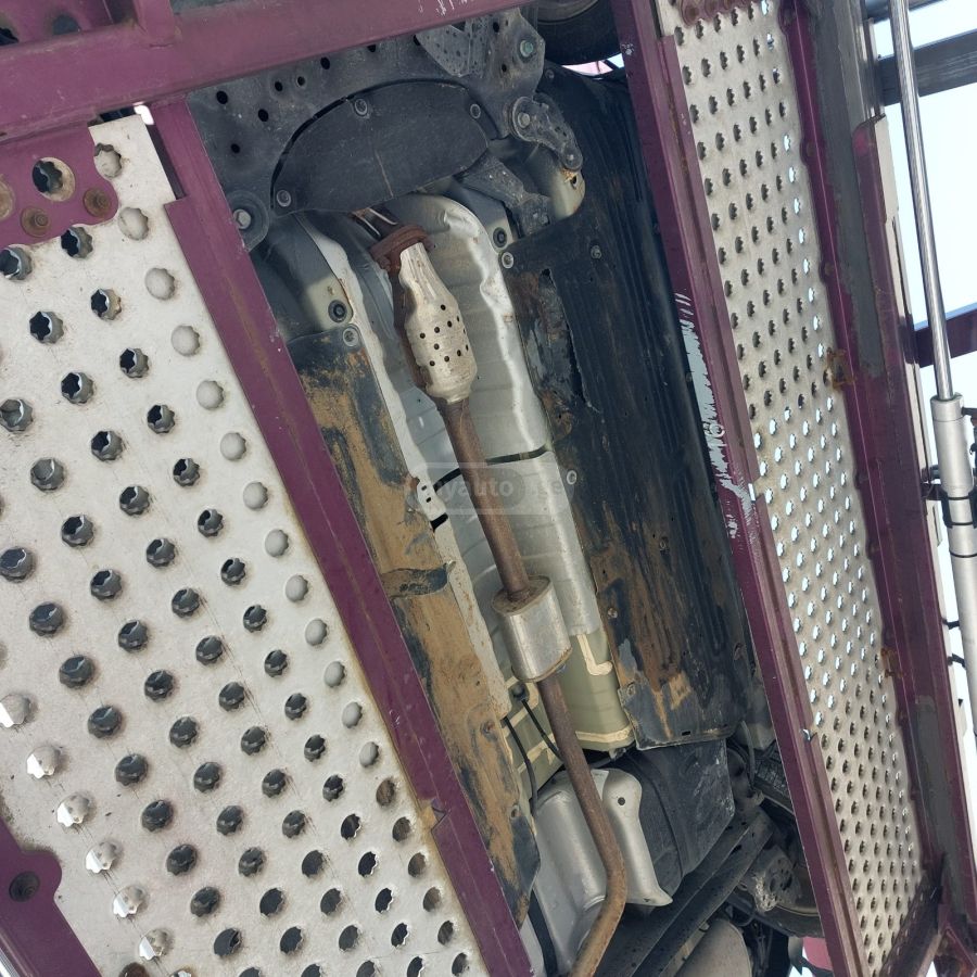 Hyundai Elantra - фото 12