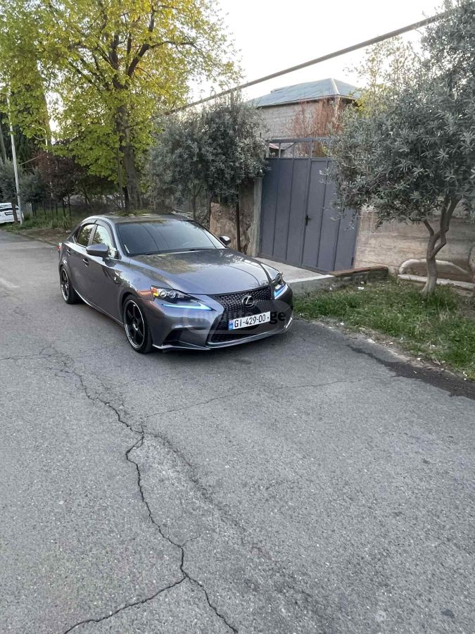 Lexus IS 350 - фото 10