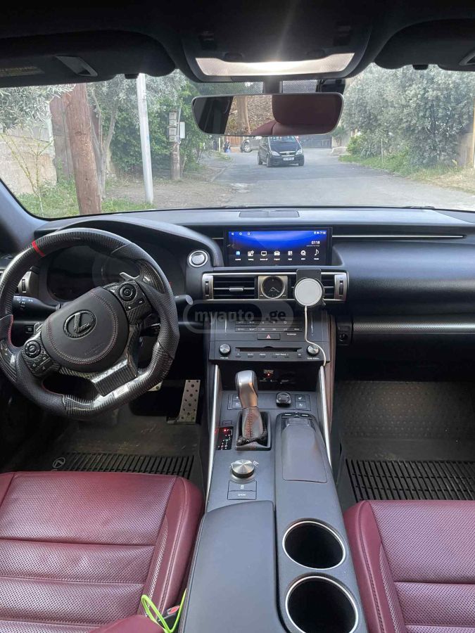 Lexus IS 350 - фото 3