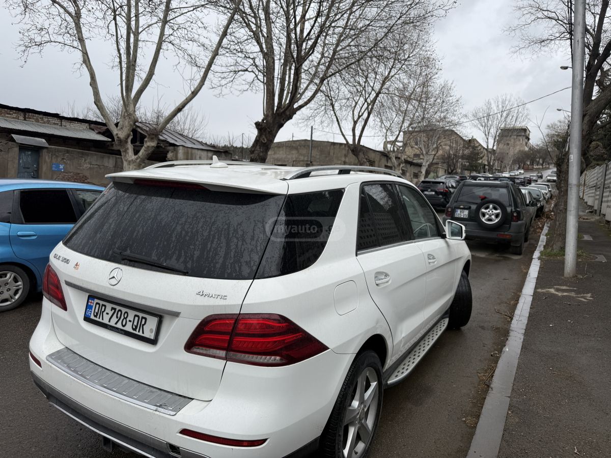 Mercedes-Benz GLE 350 - фото 3