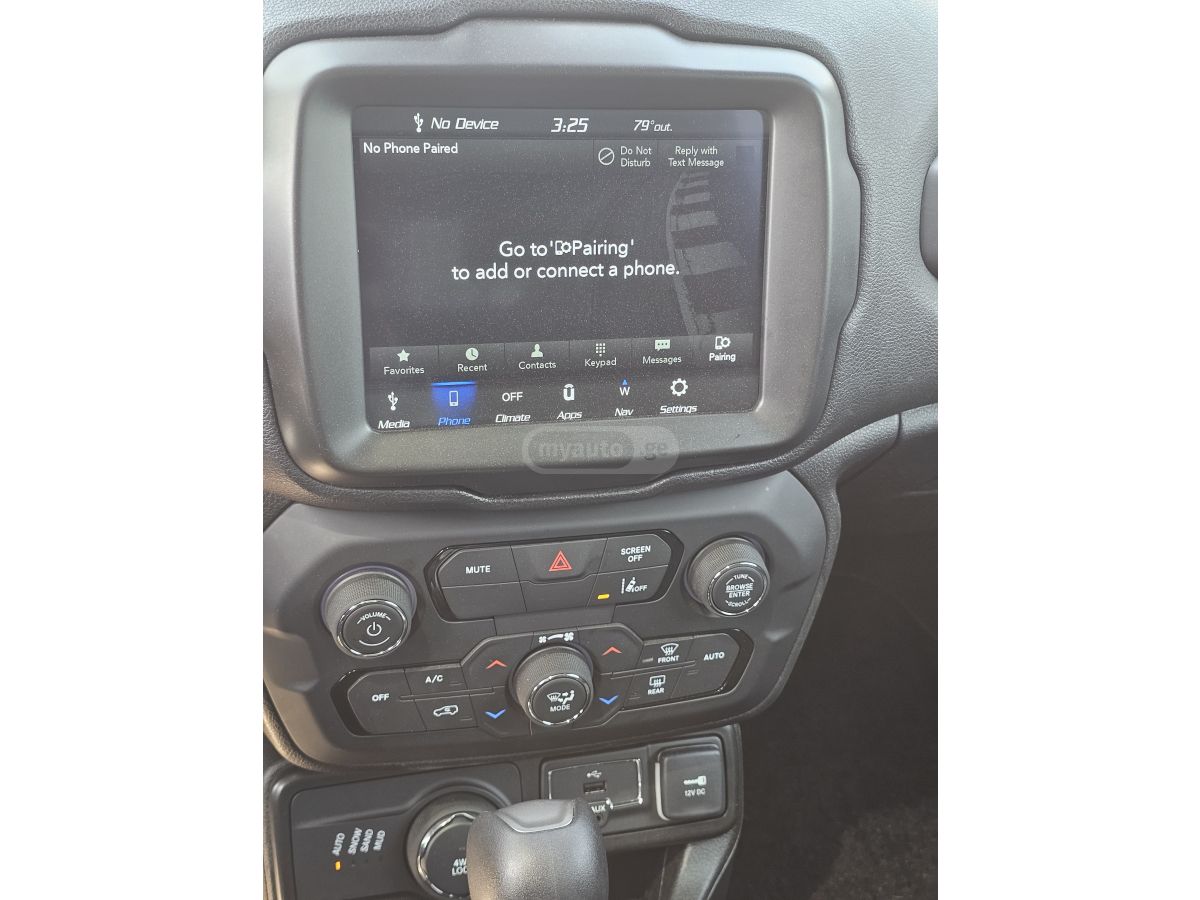Jeep Renegade - фото 12