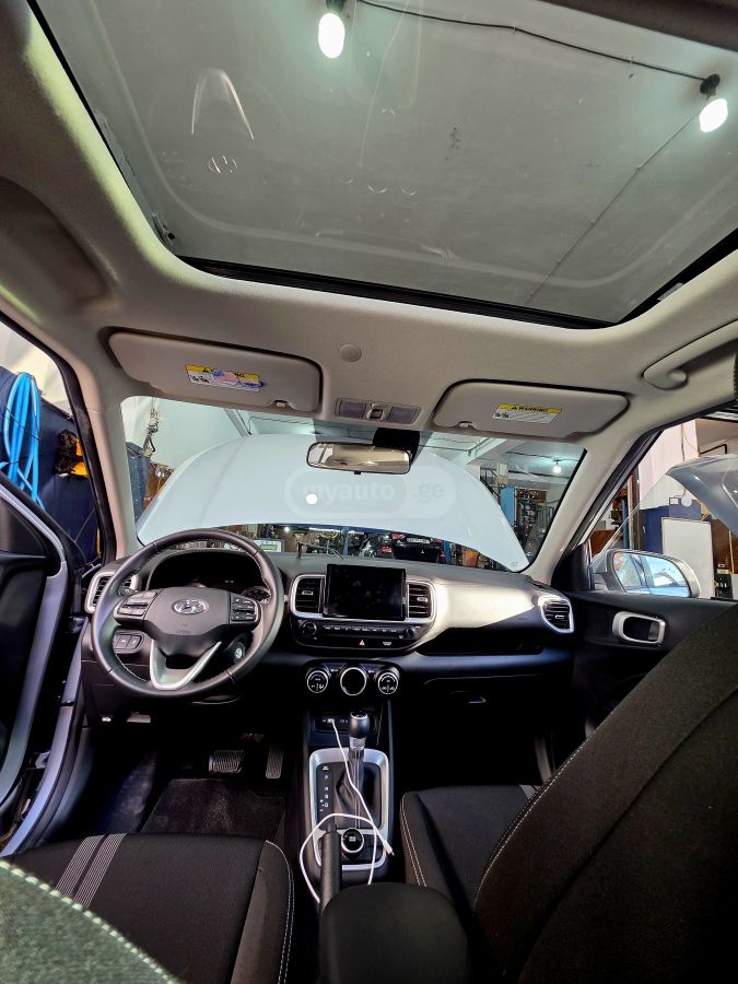 Hyundai venue - фото 11