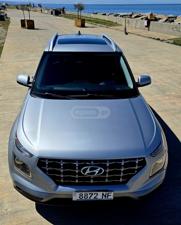 Hyundai venue - фото 4
