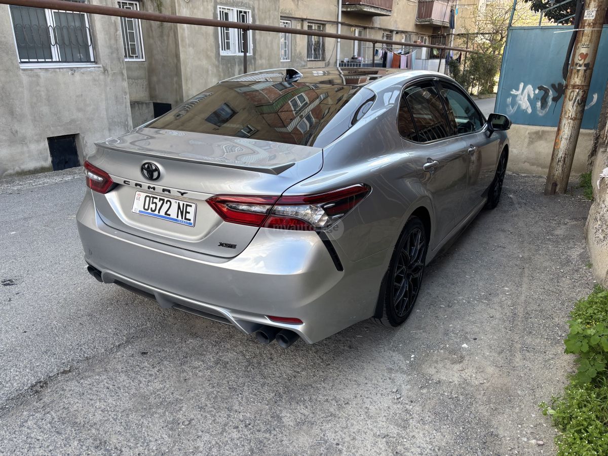 Toyota Camry - фото 4