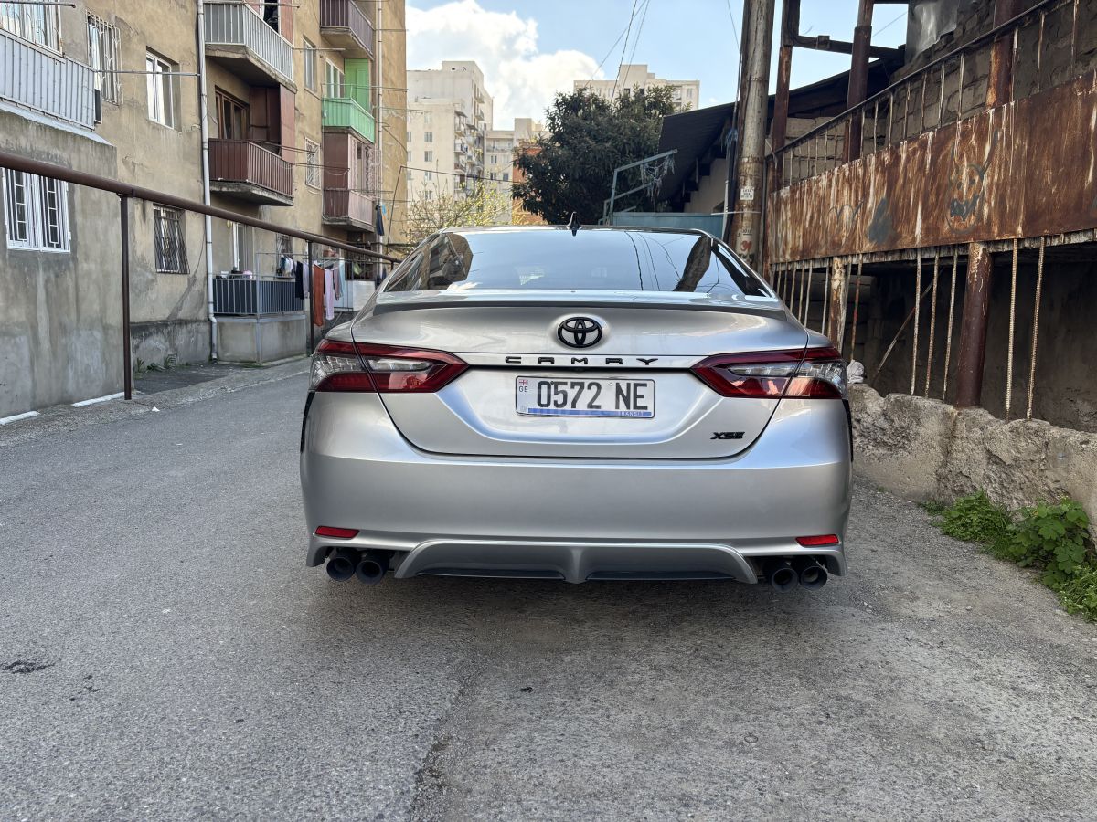 Toyota Camry - фото 5