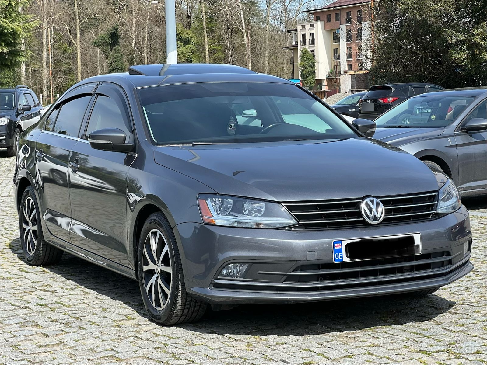 Volkswagen Jetta - фото 2