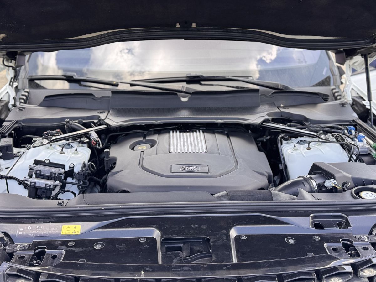 Land Rover LR 2 - фото 10