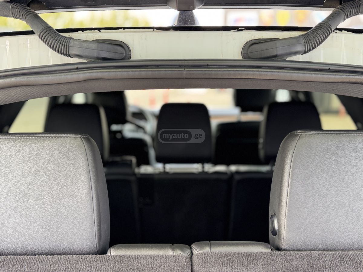 Land Rover LR 2 - фото 7
