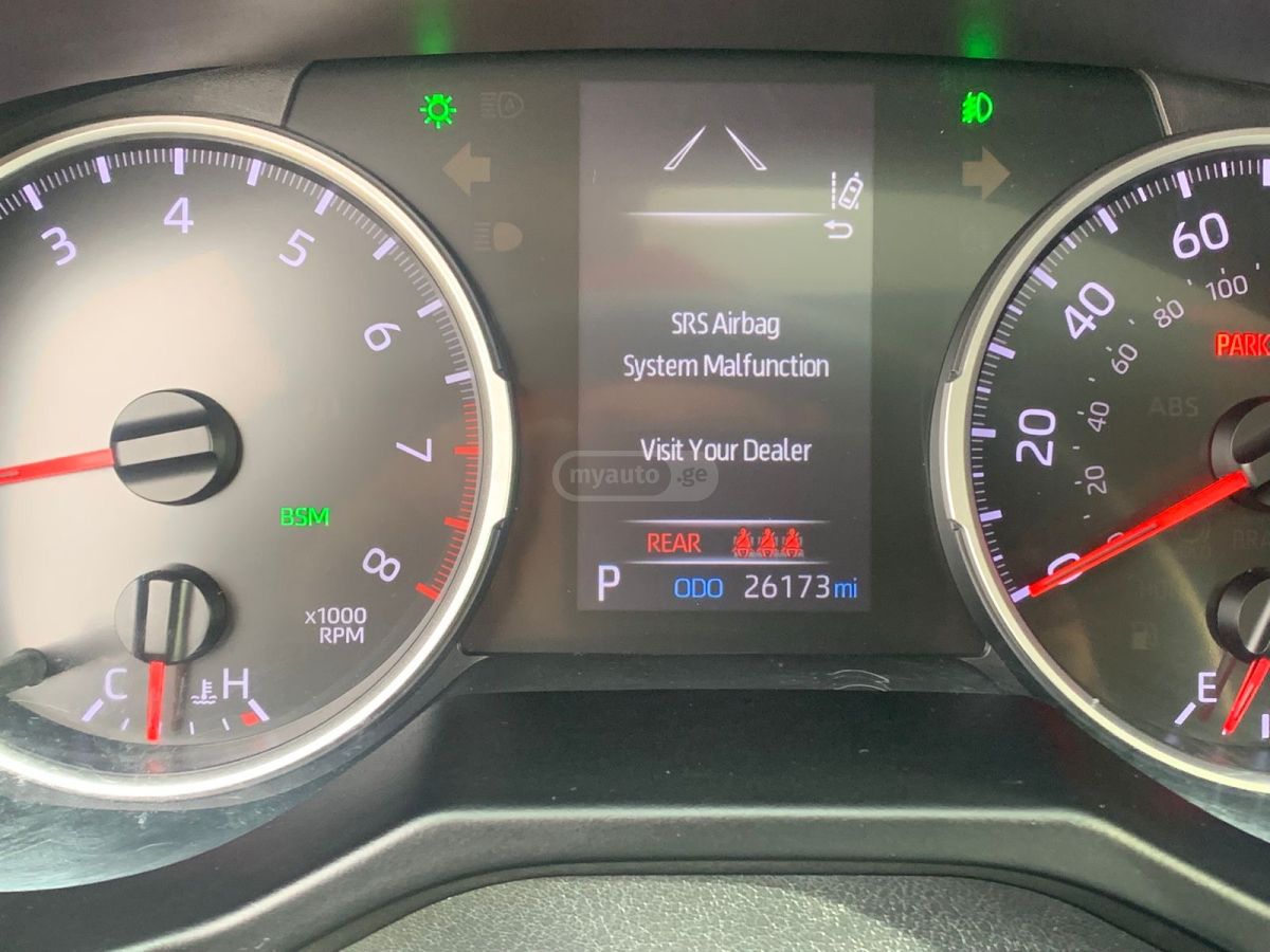 Toyota RAV 4 - фото 14