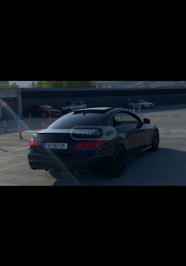 Mercedes-Benz E 400 - фото 4