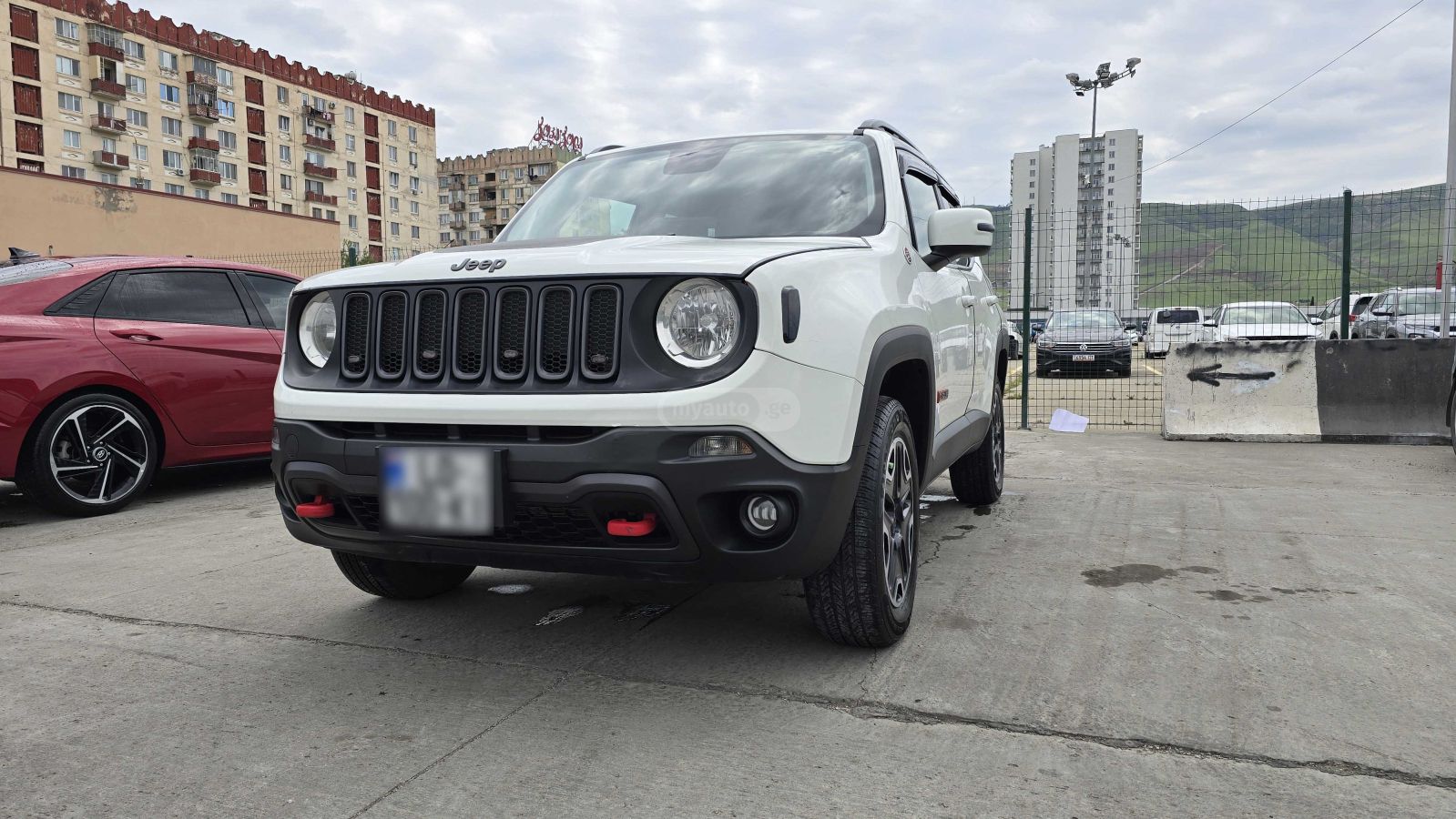 Jeep Renegade - фото 1